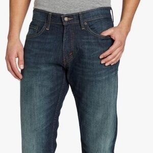 Levi’s Men’s 514 Straight Fit Jeans
